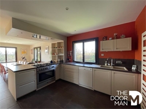 villa à la vente -   79000  NIORT, surface 298 m2 vente villa - UBI461561339